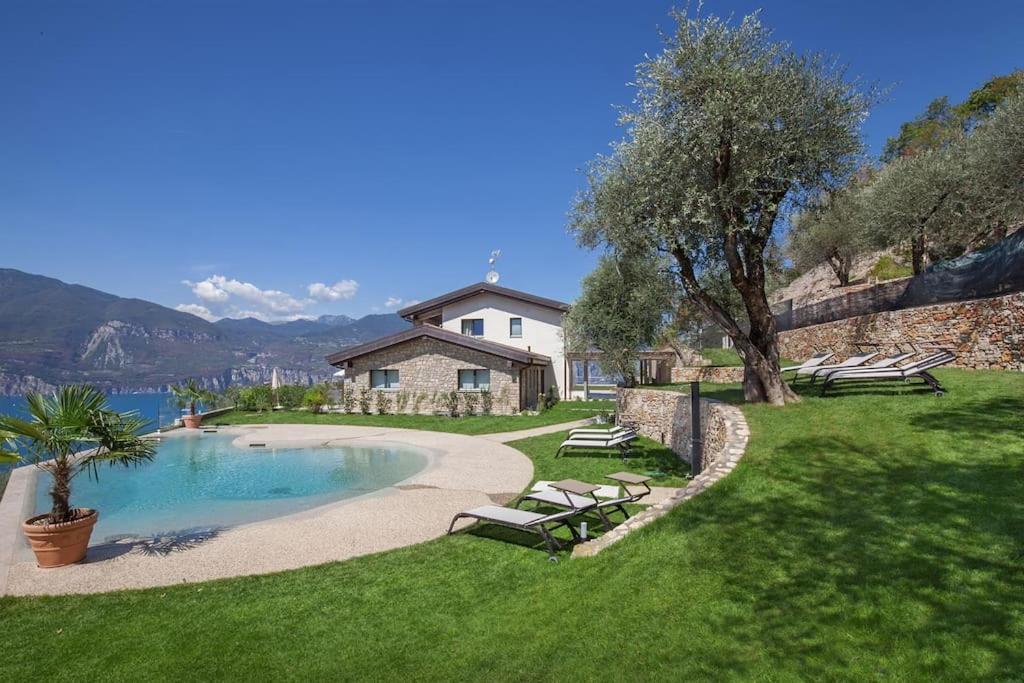 Villa Divina-Apt Armonia-Con Piscina E Vista Lago Castelletto Di Brenzone Luaran gambar